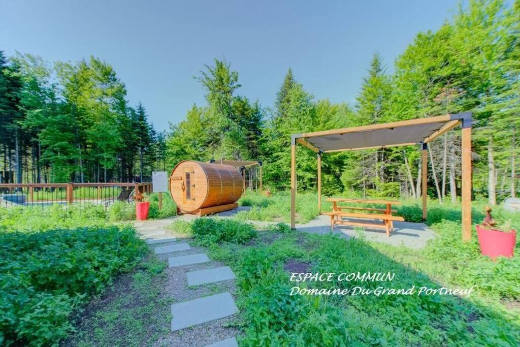 Nouveau - Chalet Moderne - Spa, Piscine & Sauna! Pont-Rouge Extérieur photo